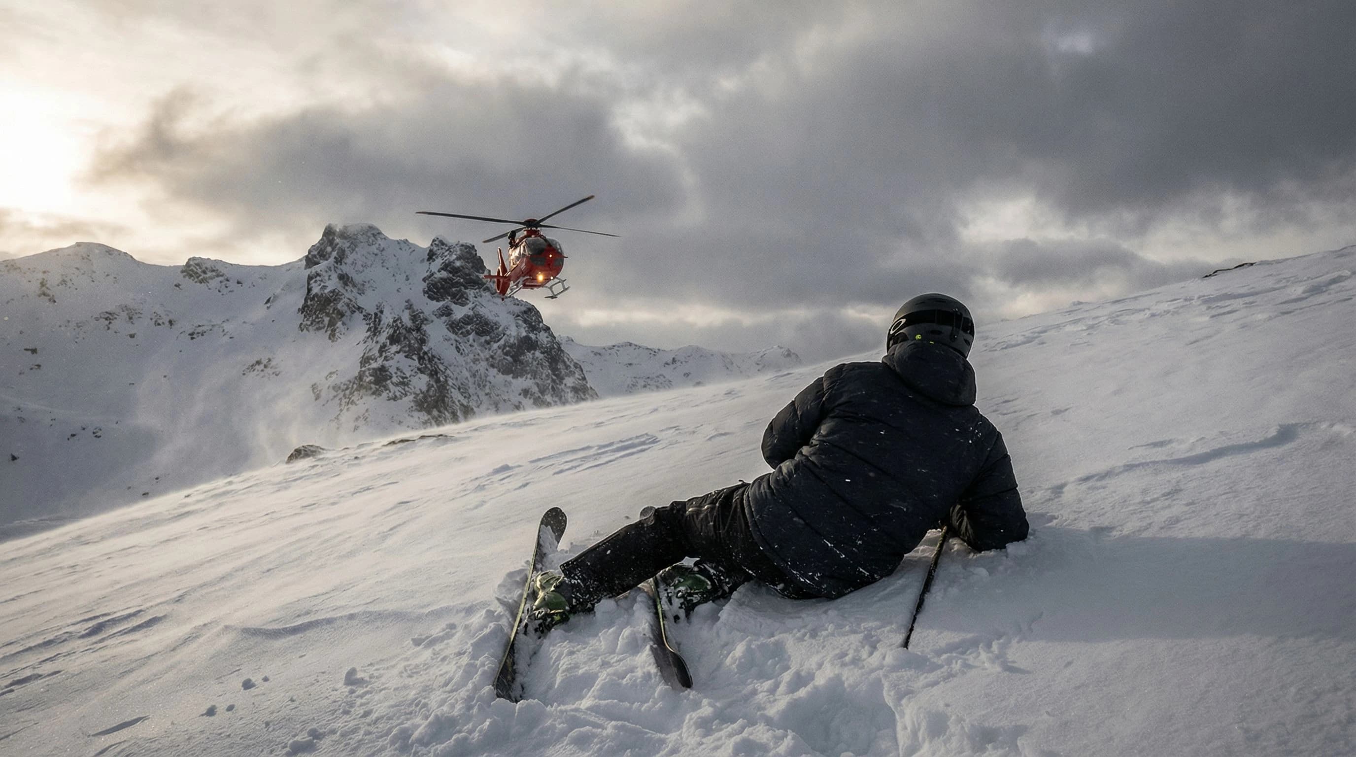 Skiunfall: 15.000 € Bergung + Invalidität